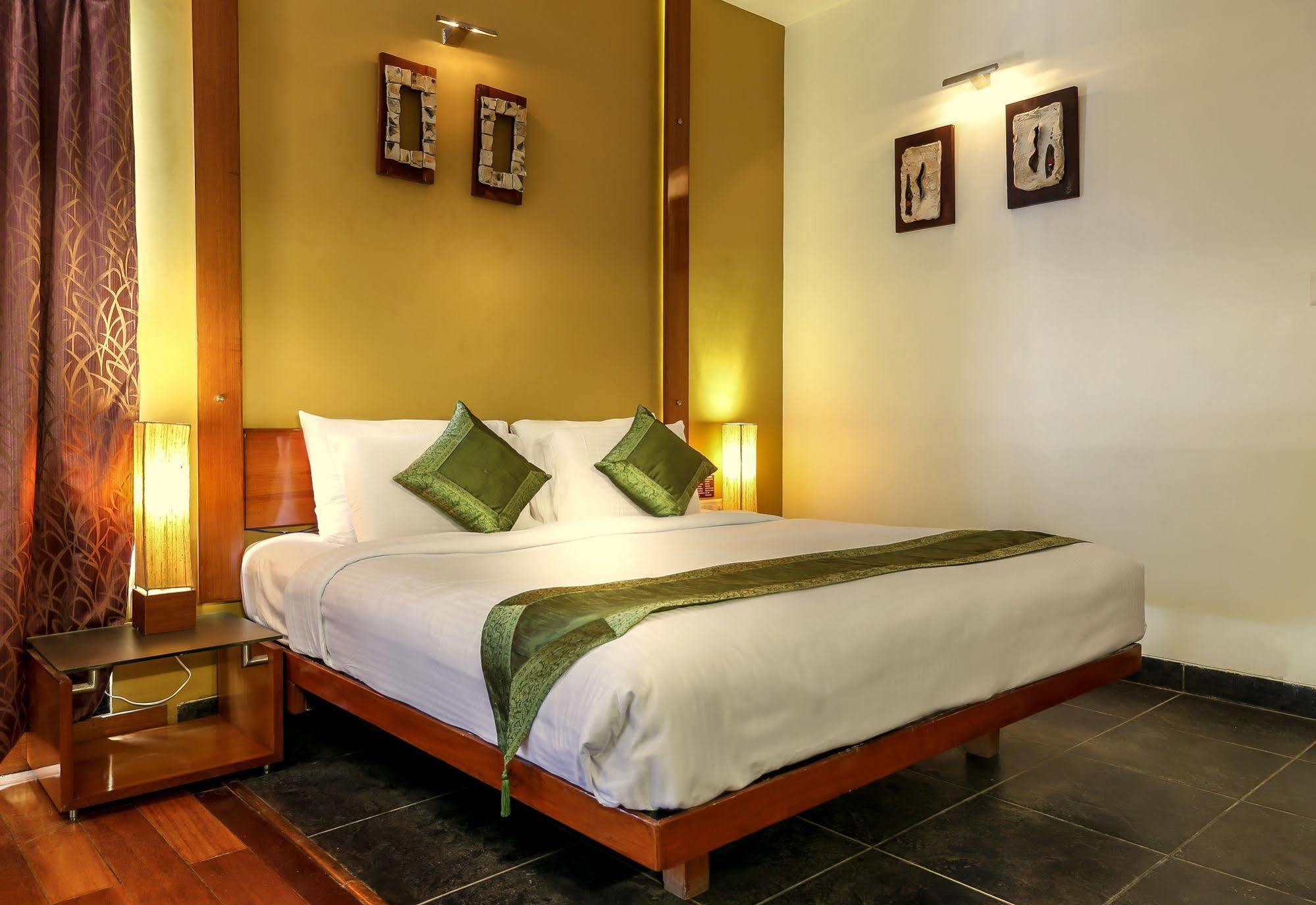 Capital O 16165 Cartier Hotel Bengaluru Kültér fotó